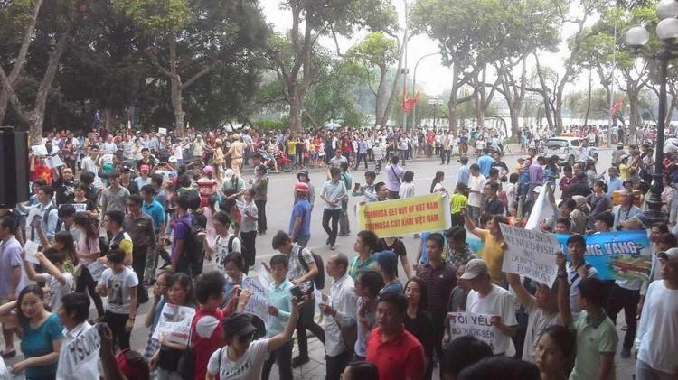 BT fandoi cachet tai HN 1-5-2016-4